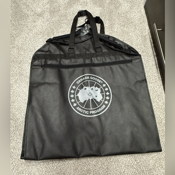 Black Canada Goose Whistler Parka - Picture 11 of 16